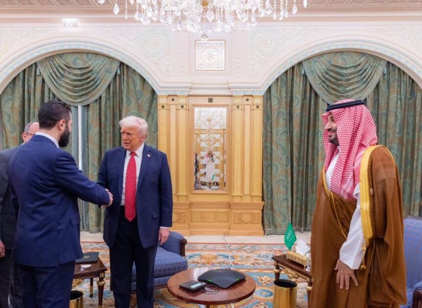 احتفالات تعم سوريا بعد قرار رفع العقوبات وإشادة بدور الأمير محمد بن سلمان