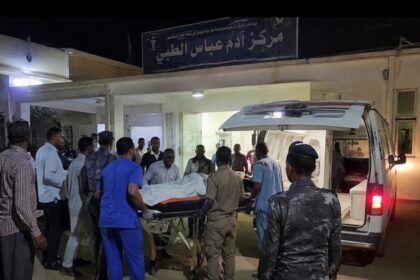 اعتداء مروع بفأس ينهي حياة طبيب داخل مركز طبي في كرري