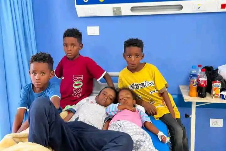هل تعرفون هذه الأسماء؟ 5 أطفال سودانيين يبحثون عن أقاربهم بعد وفاة والدتهم دهسًا بالقطار