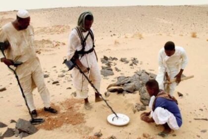 الدهابة في حيرة.. الحدث أكبر من معرفتهم ماذا وجدوا ؟