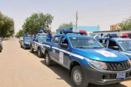 الخرطوم.. ضبط 30 متهماً وشاحنات دقيق ومتهمين في قضايا آثار واعتداء على قاصر